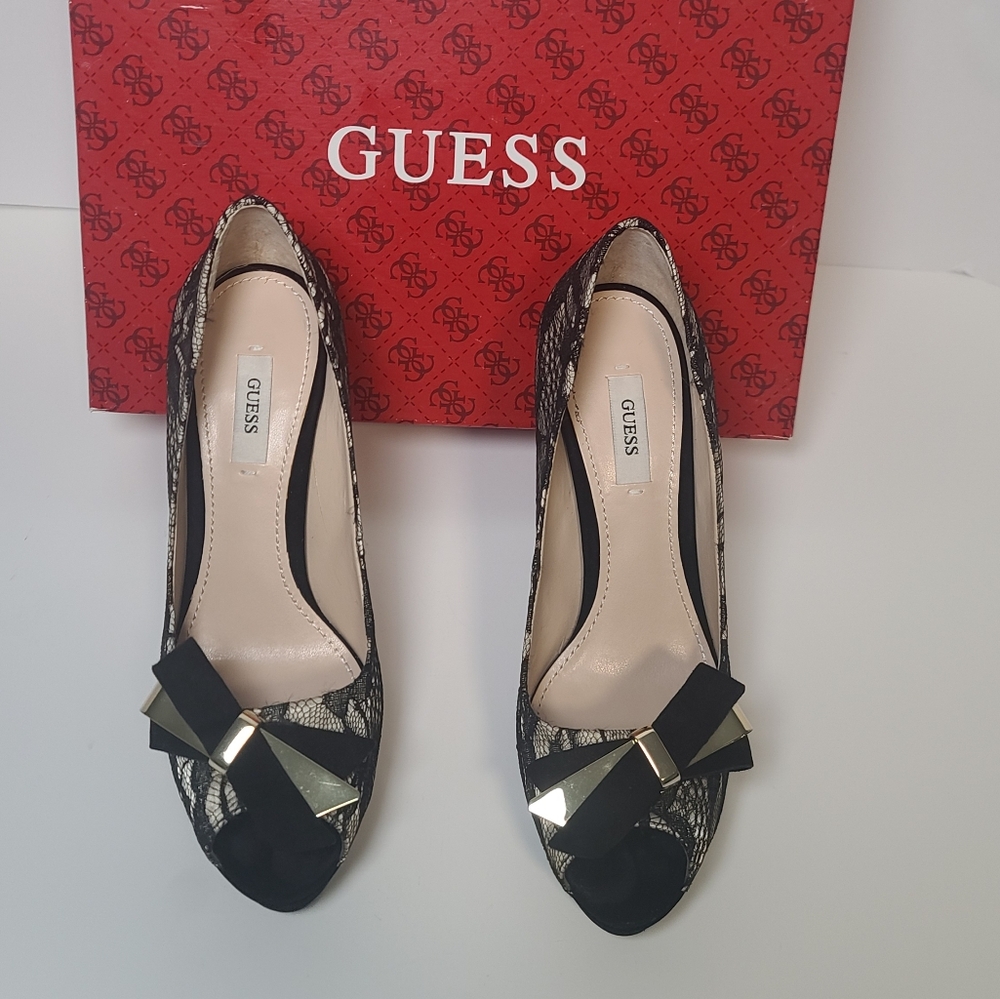 Guess Platform Peep Toe High Heel Pumps Black Lace Over Champagne Gold, 6.5M - Picture 3 of 15
